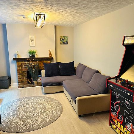 Central Brighton - 1 Bedroom Apartment, Sleeps 4 ภายนอก รูปภาพ